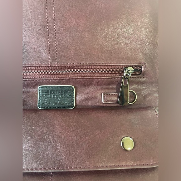 👛 Circus by Sam Edelman Burgundy Wine Red Chain Strap Crossbody/Tote Bag NWOT - Picture 6 of 8